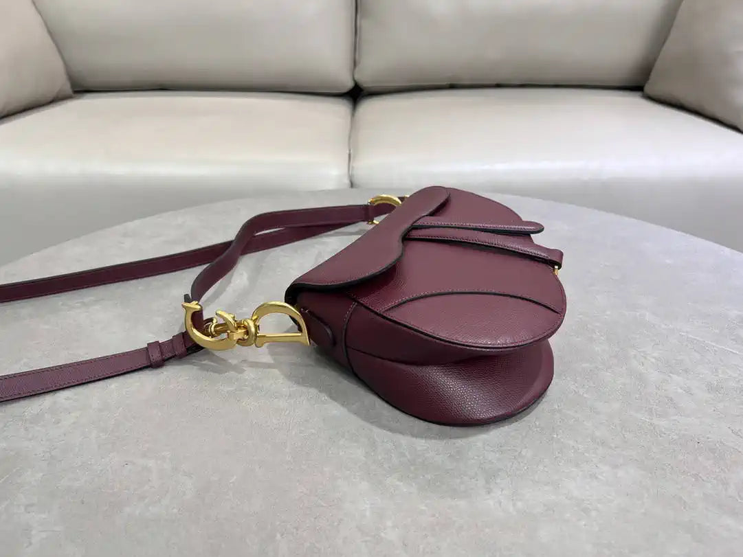 Dior M0455 Saddle Bag With Strap Grained Calfskin Plum M0456