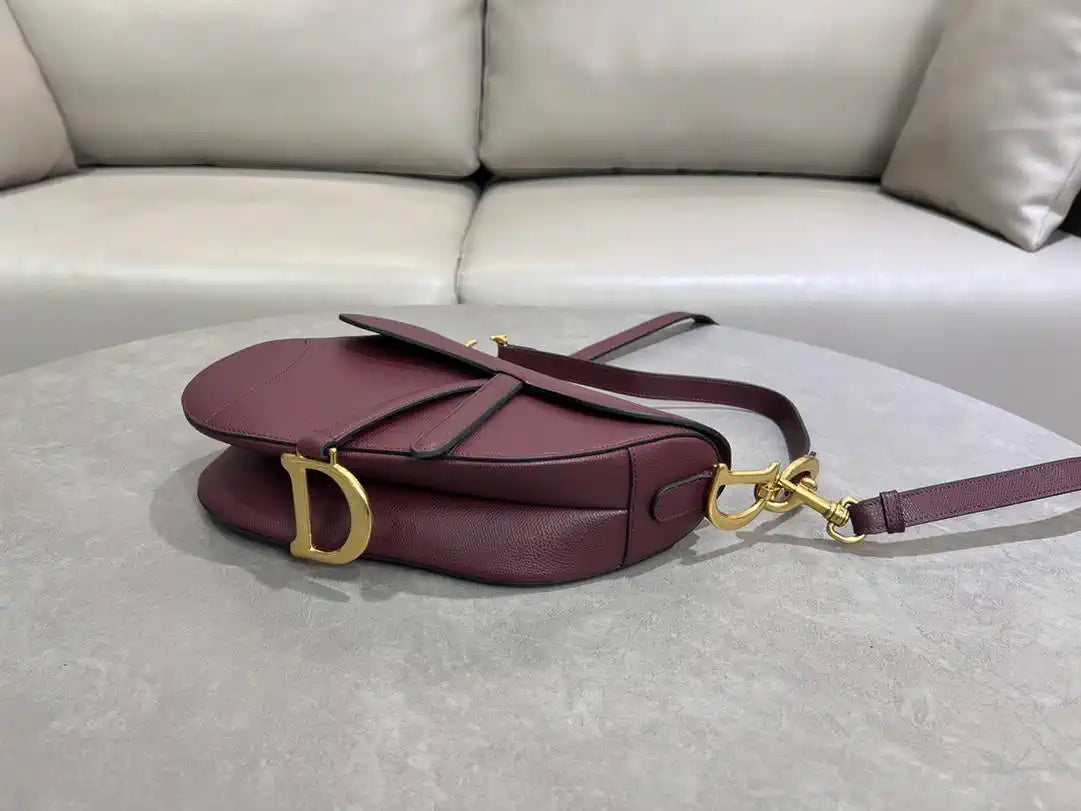 Dior M0455 Saddle Bag With Strap Grained Calfskin Plum M0456