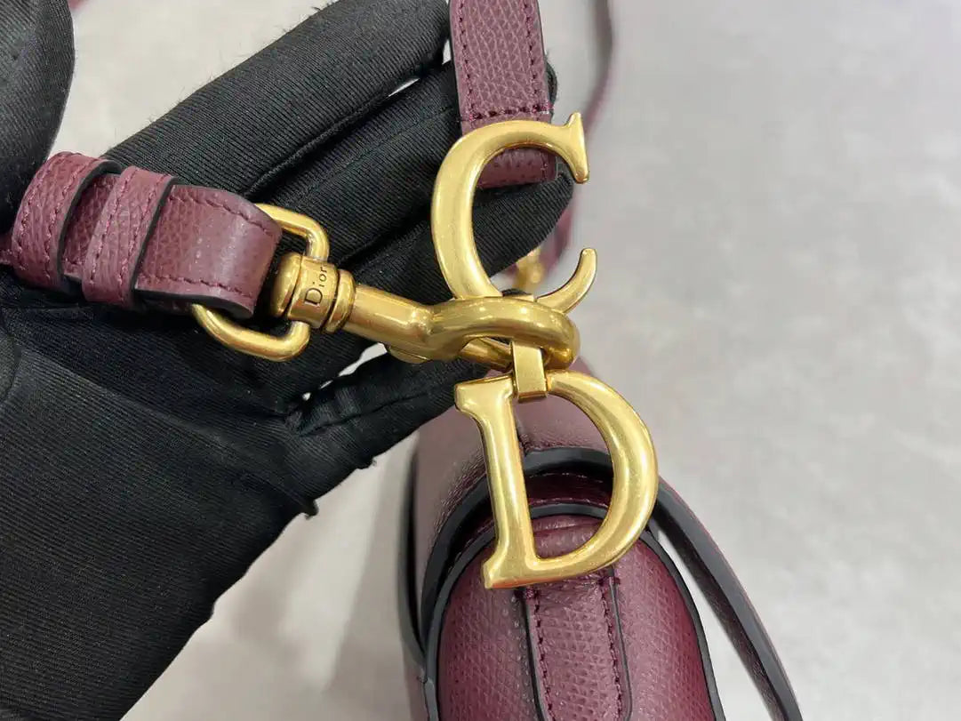 Dior M0455 Saddle Bag With Strap Grained Calfskin Plum M0456