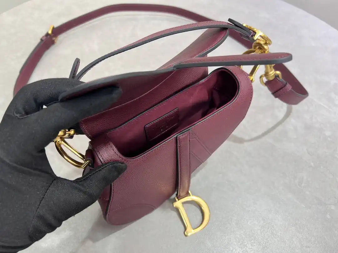 Dior M0455 Saddle Bag With Strap Grained Calfskin Plum M0456