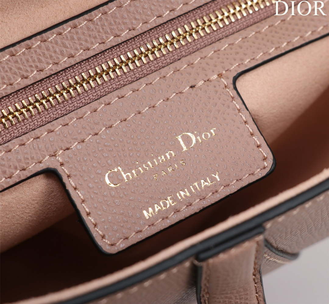 Dior M0455 Saddle Bag With Strap Pink Grained Calfskin