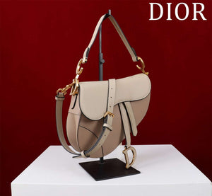 Dior M0455 Saddle Bag with Strap Dior Oblique Jacquard and Natural Smooth Calfskin - Large 25cm - View 2