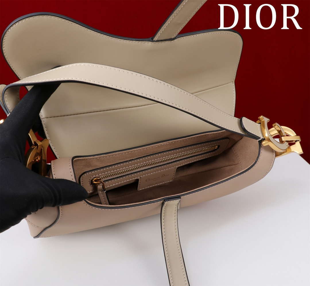 Dior M0455 Saddle Bag with Strap Dior Oblique Jacquard and Natural Smooth Calfskin