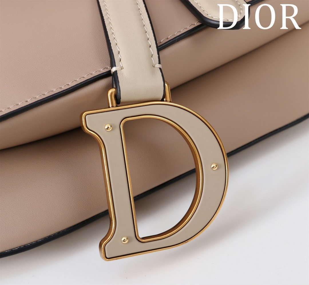 Dior M0455 Saddle Bag with Strap Dior Oblique Jacquard and Natural Smooth Calfskin