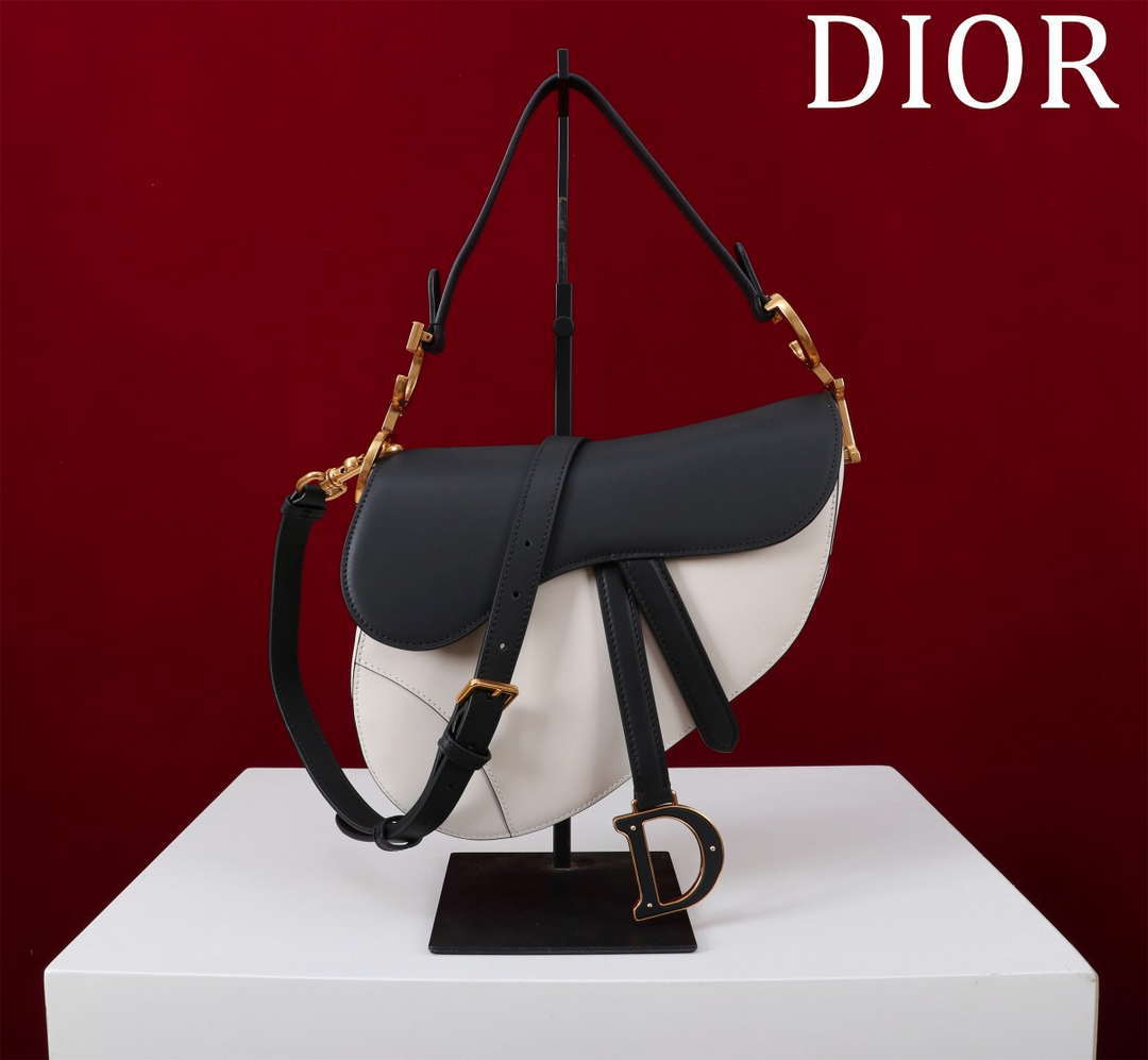 Dior M0455 Saddle Bag With Strap plain weave White and Black Calfskin M0456