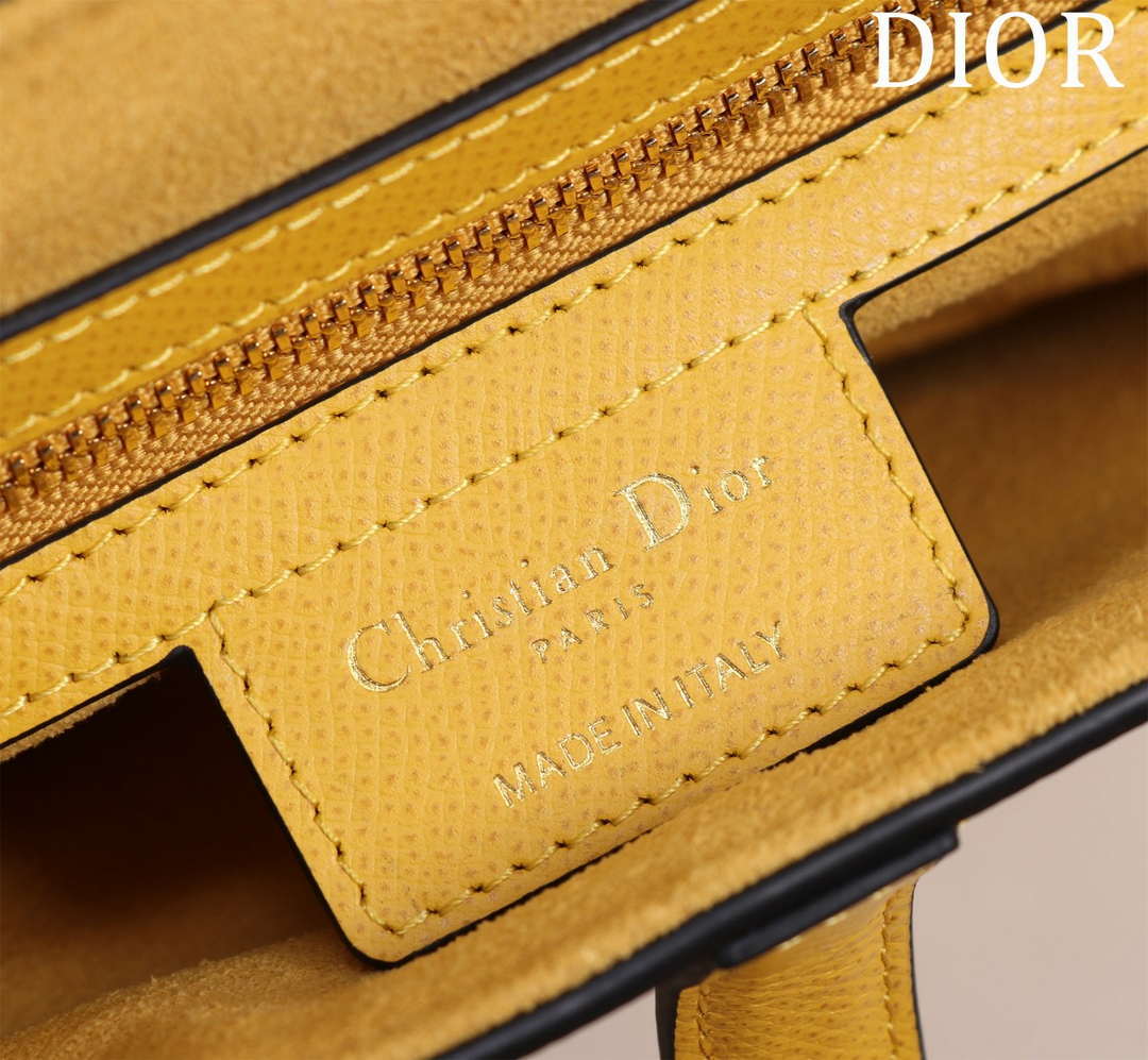 Dior M0455 Saddle Bag With Strap plain weave Yellow Calfskin M0456