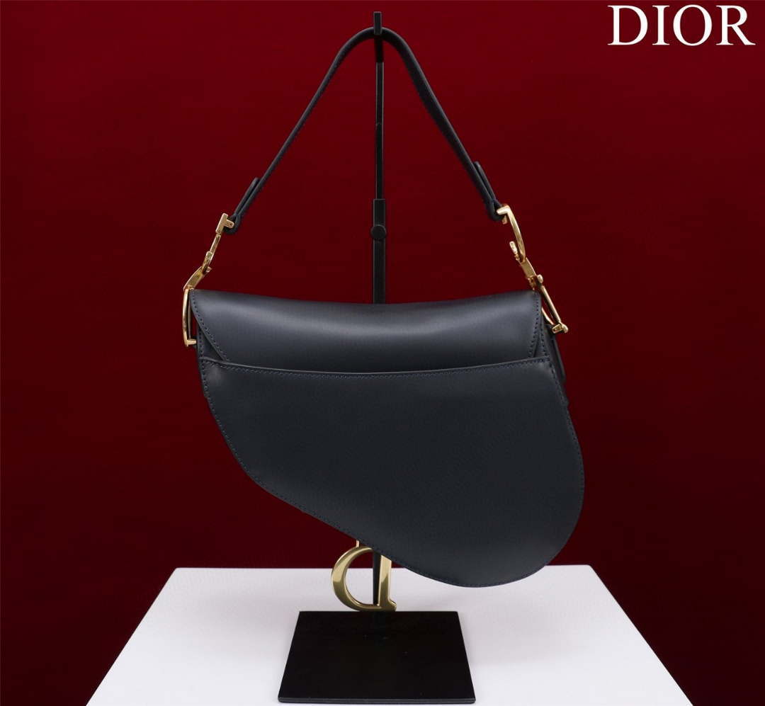 Dior M0455 Saddle Bag With Strap Ultramatte Calfskin Black Gold - Default Title - View 3