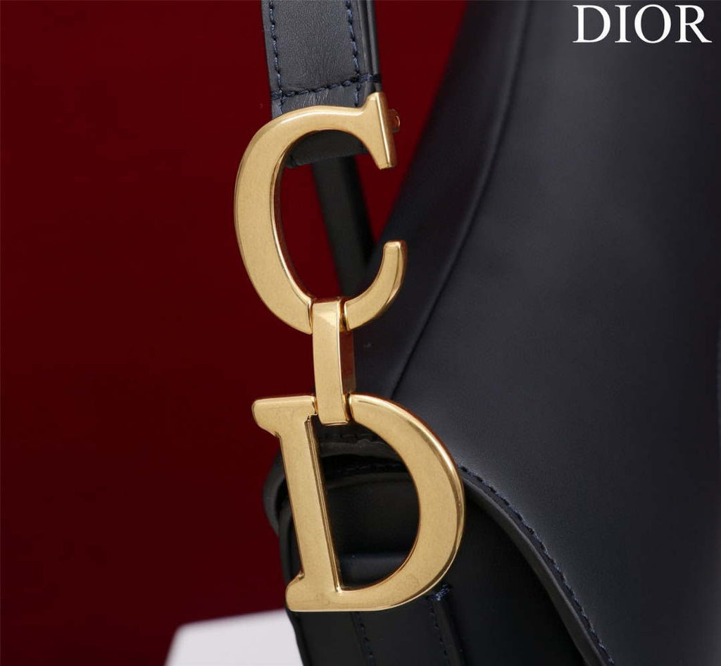 Dior M0455 Saddle Bag With Strap Ultramatte Calfskin Black Gold