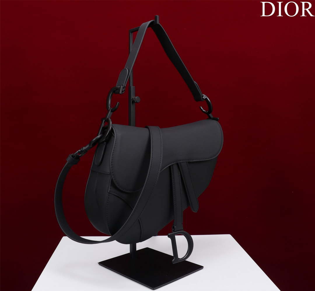 Dior M0455 Saddle Bag With Strap Black  Ultramatte Calfskin Black Hardware
