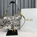 Dior M0455 Saddle Bag With Strap Ultramatte Calfskin White & Black - Default Title - View 1