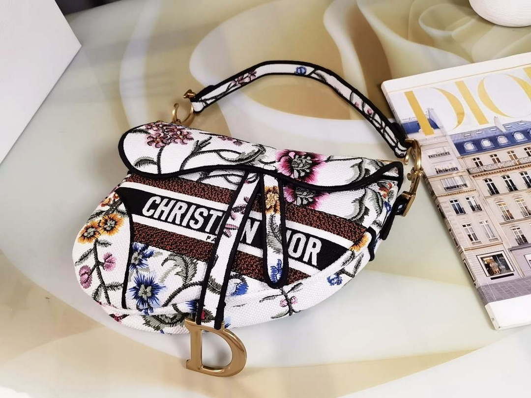 Dior M0455 Saddle Bag With Strap White Cross-Stitch Embroidery