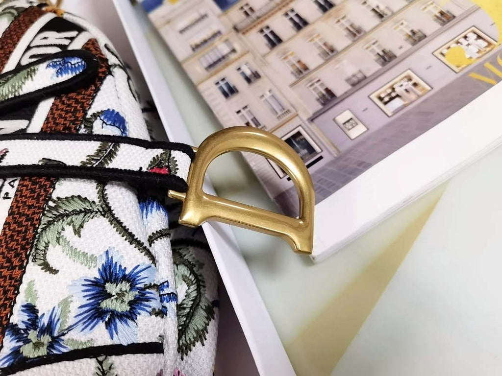 Dior M0455 Saddle Bag With Strap White Cross-Stitch Embroidery