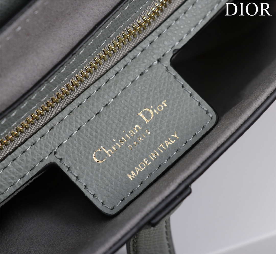 Dior M0456 Mini Saddle Bag With Strap Gray Grained Calfskin