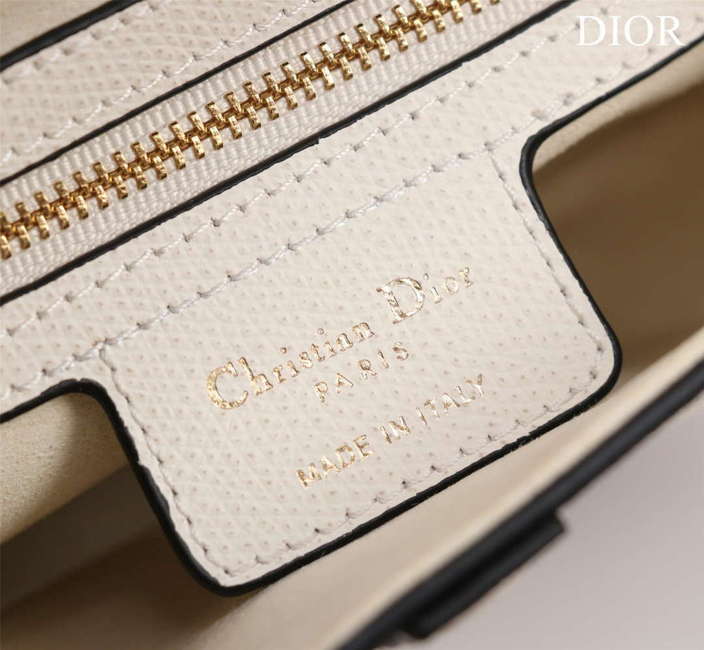 Dior M0456 Mini Saddle Bag With Strap White Grained Calfskin