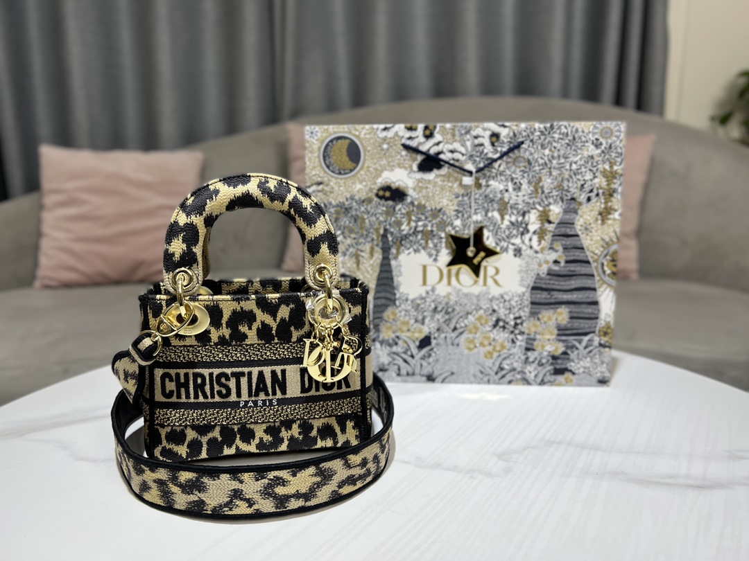 Dior M0500 MINI Lady D-LITE Bag Beige Multicolor Mizza Embroidery - Default Title - View 1