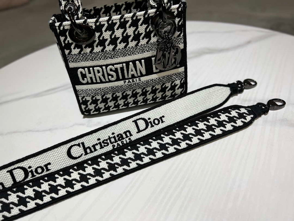 Dior M0500 MINI Lady D-LITE Bag Black and White Houndstooth Embroidery
