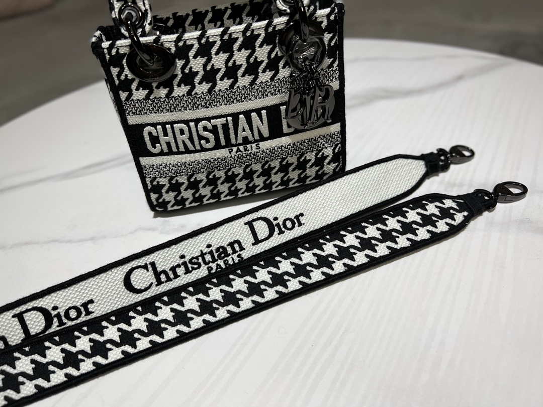 Dior M0500 MINI Lady D-LITE Bag Black and White Houndstooth Embroidery
