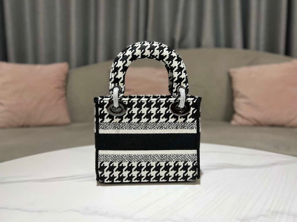 Dior M0500 MINI Lady D-LITE Bag Black and White Houndstooth Embroidery