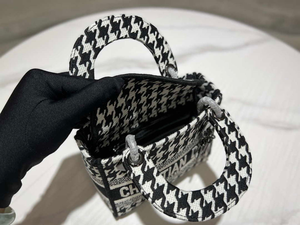 Dior M0500 MINI Lady D-LITE Bag Black and White Houndstooth Embroidery