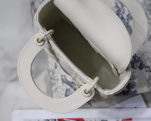 Dior M0505 Mini Dior Lady Bag Latte Cannage lambskin