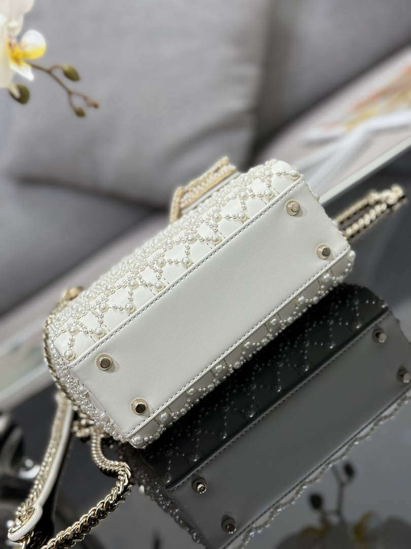 Dior M0505 Mini Lady Bag White Embroidered half pearl