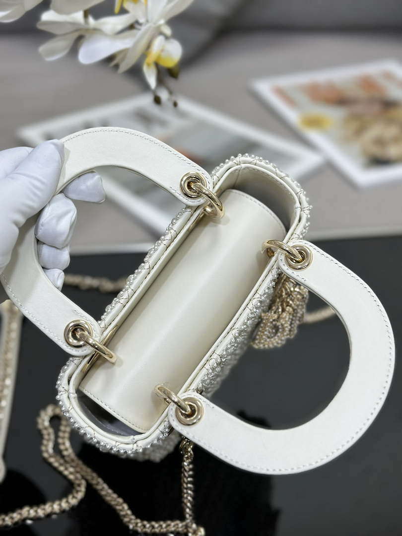 Dior M0505 Mini Lady Bag White Embroidered half pearl