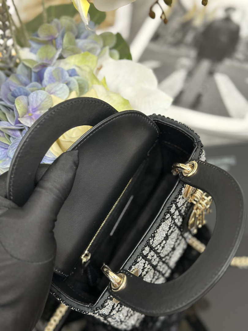 Dior M0505 Mini Lady Dior Bag Calfskin Embroidery crystal black