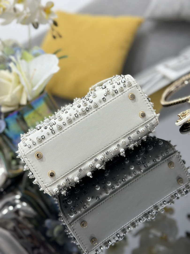 Dior M0505 Mini Lady Dior Bag Calfskin Embroidery Diamond Pearls