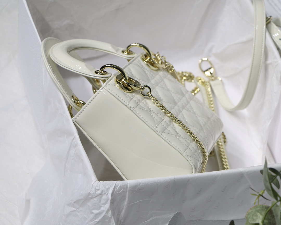 Dior M0505 Mini Lady Dior Bag White Patent Cannage Calfskin