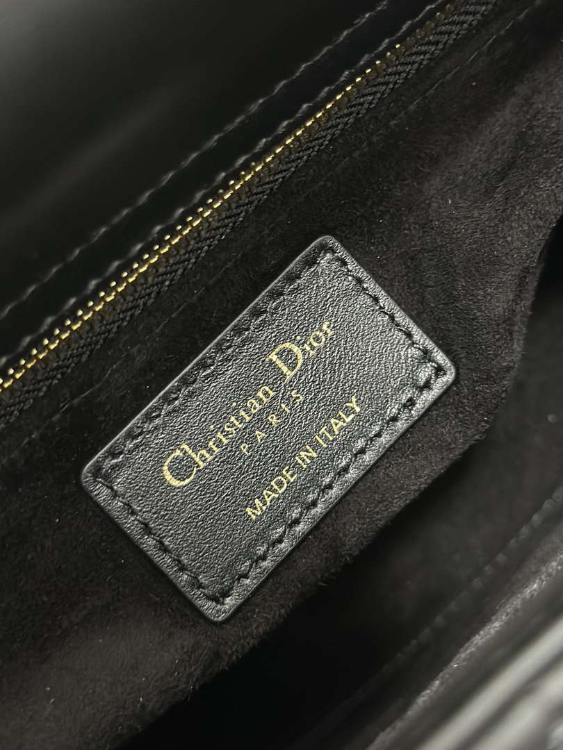 Dior M0531 Small Lady Dior Bag  Black Cannage Lambskin with Gold-Finish