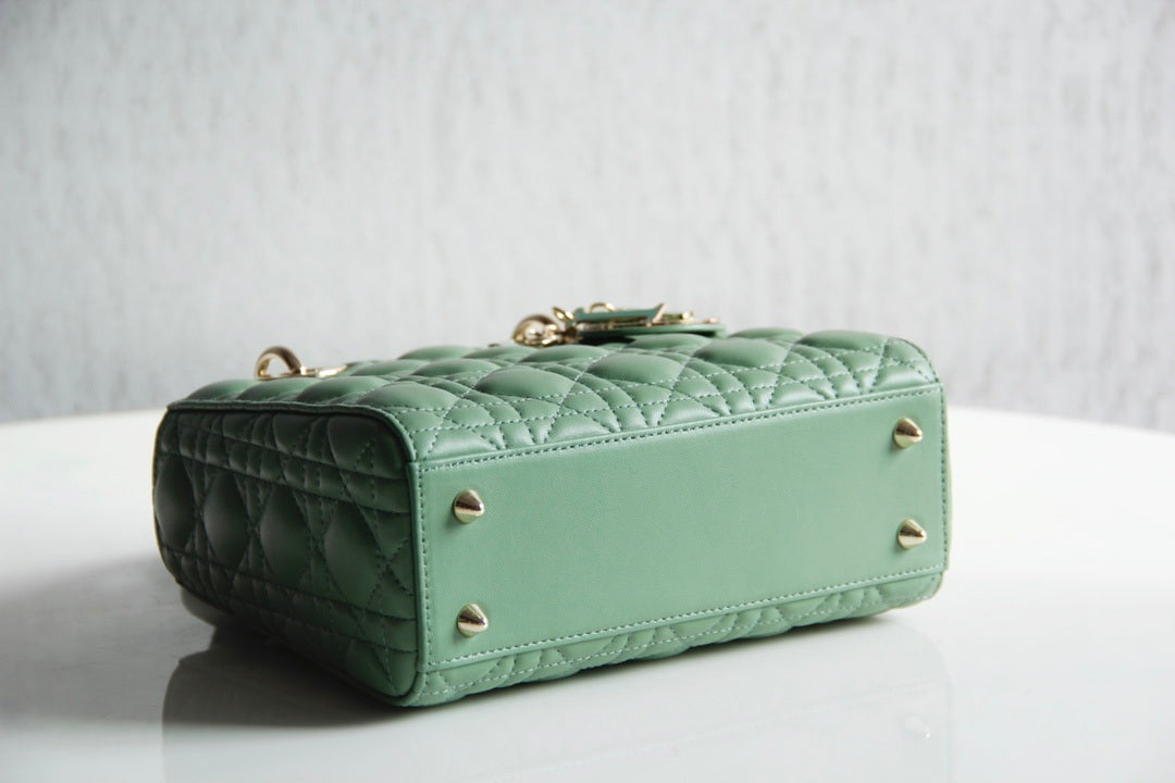 Dior M0531 Small Lady Dior Bag Green Cannage with Green enamel buckle