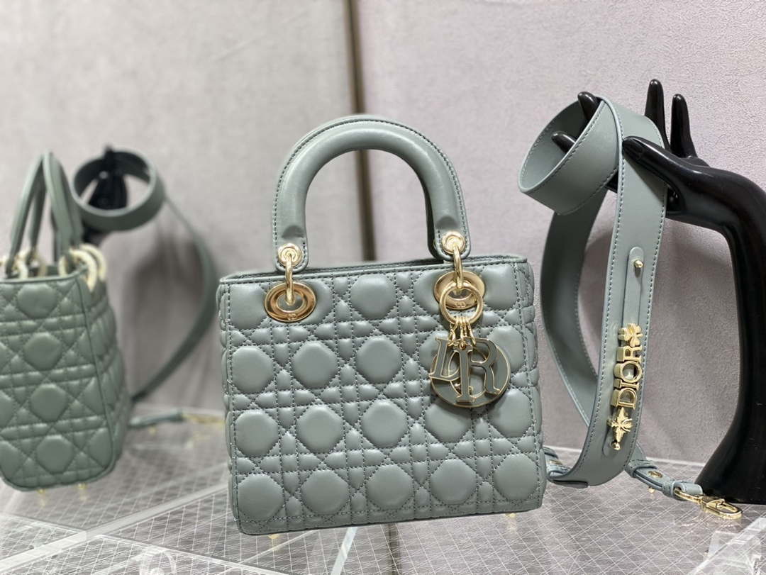 Dior M0531 Small Lady Dior Bag Rock Gray Cannage with enamel buckle