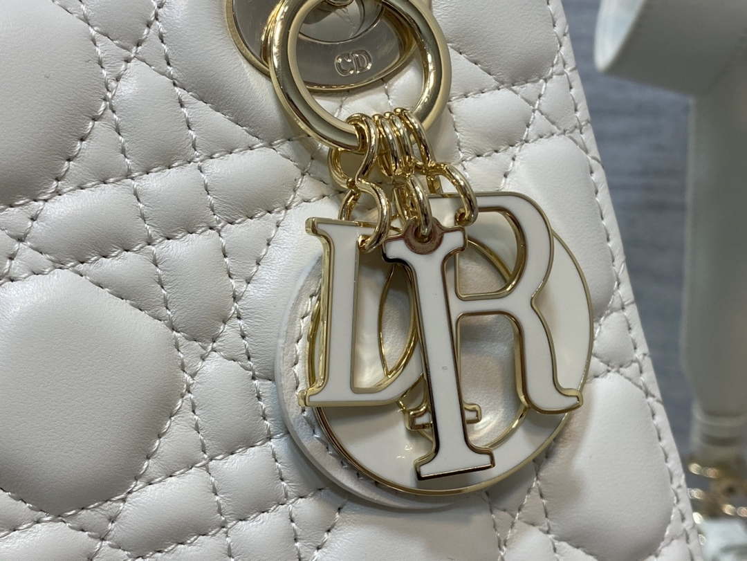 Dior M0531 Small Lady Dior Bag White Cannage with enamel buckle