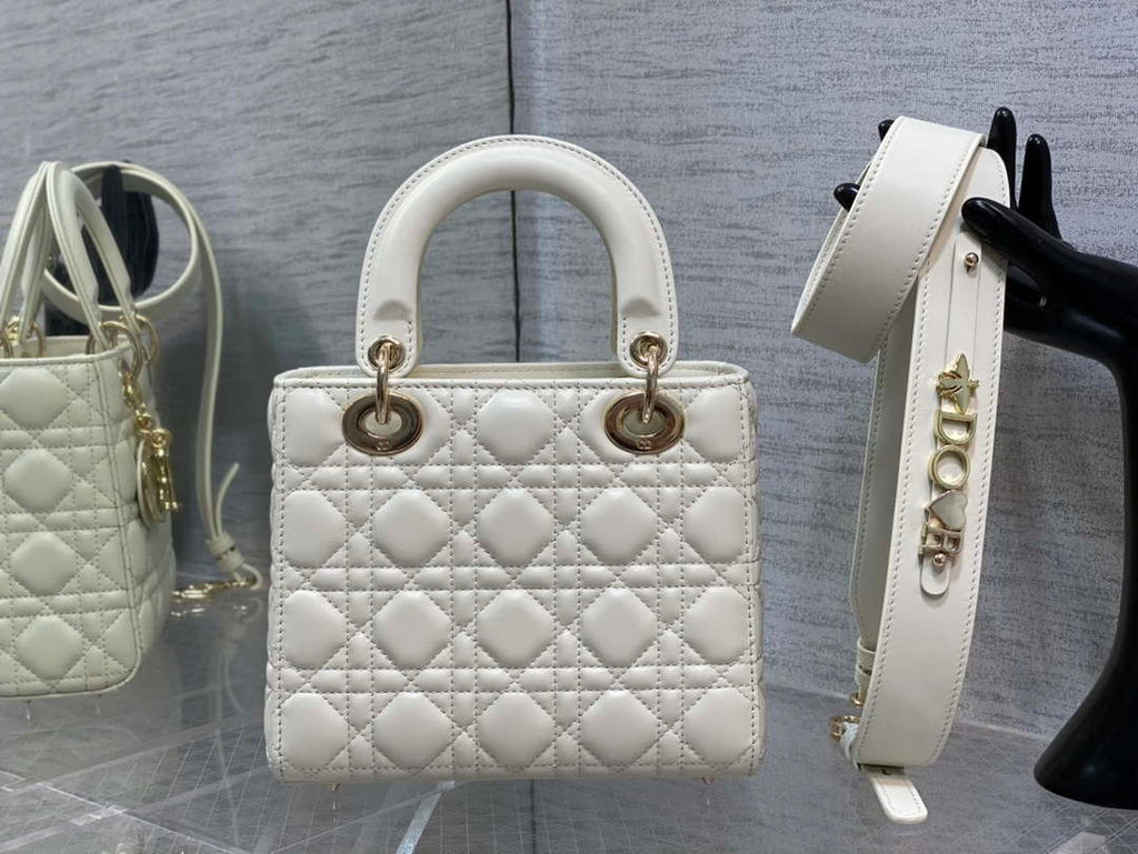 Dior M0531 Small Lady Dior Bag White Cannage with enamel buckle
