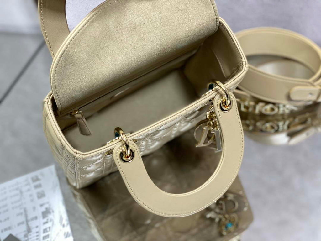 Dior M0531 Small Lady Dior Bag Yellow Cannage with enamel buckle