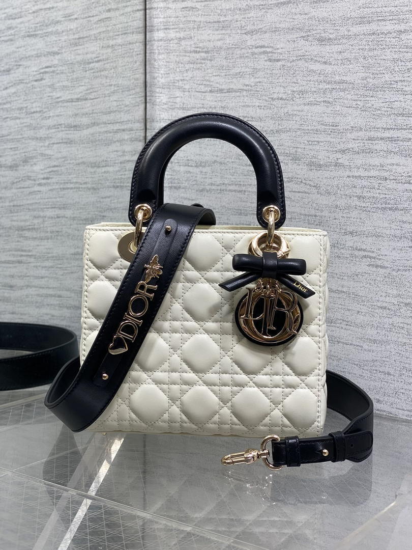 Dior M0531OUQA_M030 Small Lady Dior Bag with Strap Latte Cannage Lambskin Black Handle