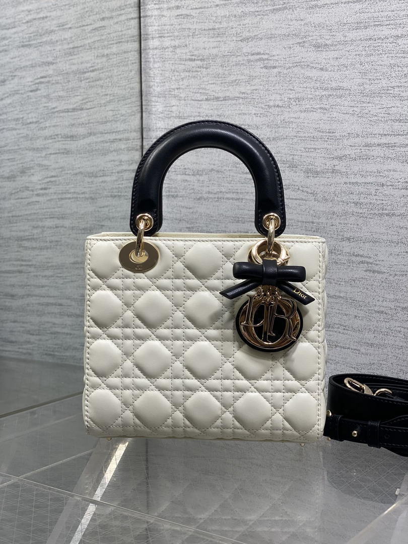 Dior M0531OUQA_M030 Small Lady Dior Bag with Strap Latte Cannage Lambskin Black Handle
