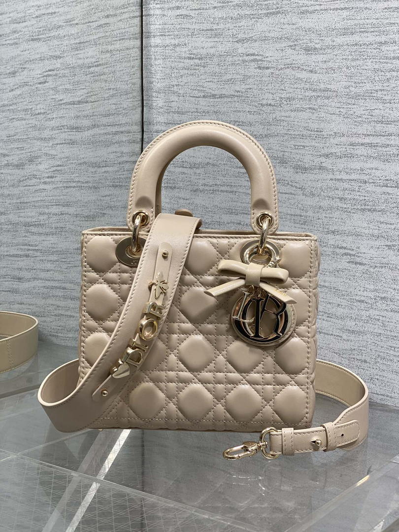 Dior M0531OUQA_M030 Small Lady Dior Bag with Strap Nude Pink Cannage Lambskin