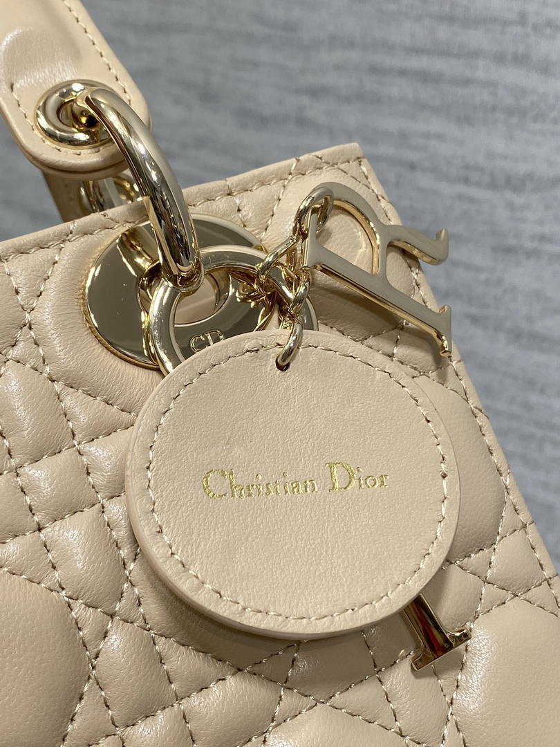 Dior M0531OUQA_M030 Small Lady Dior Bag with Strap Apricot Cannage Lambskin