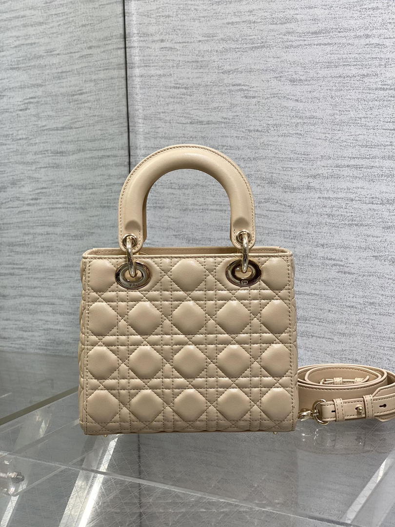 Dior M0531OUQA_M030 Small Lady Dior Bag with Strap Apricot Cannage Lambskin