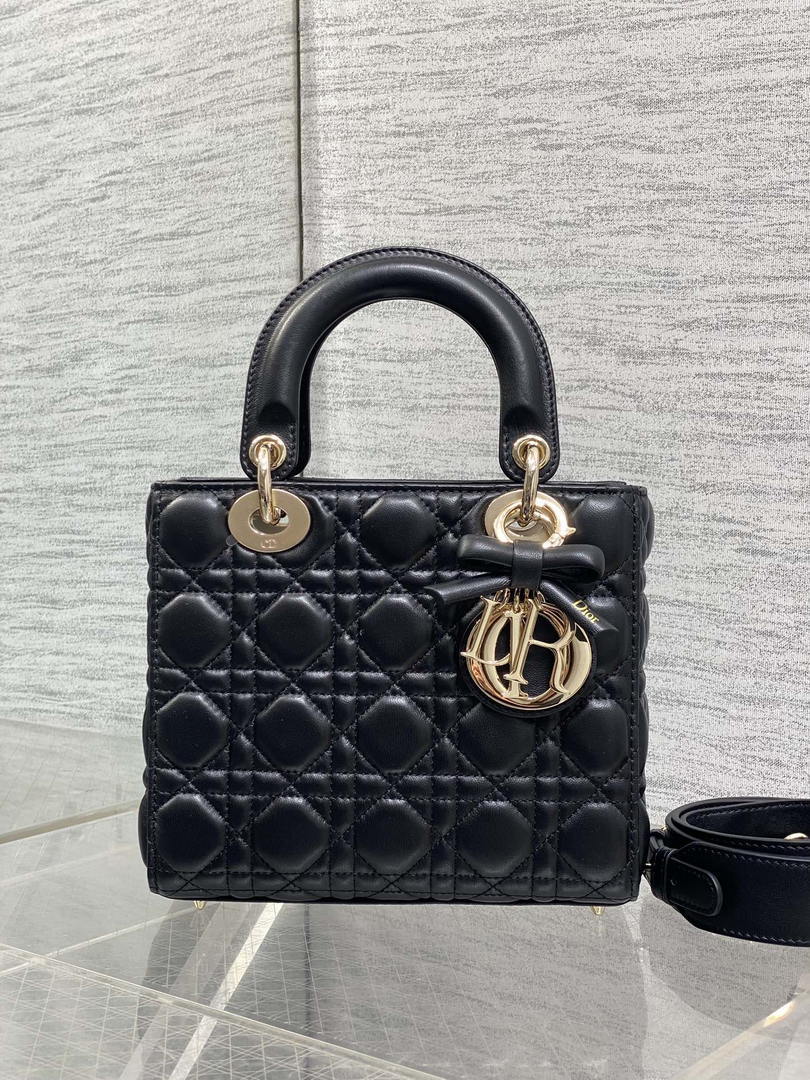 Dior M0531OUQA_M030 Small Lady Dior Bag with Strap Black Cannage Lambskin