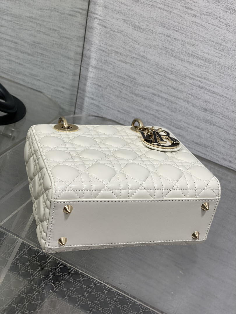 Dior M0531OUQA_M030 Small Lady Dior Bag with thin shoulder Strap Latte Cannage Lambskin Black Handle Gold
