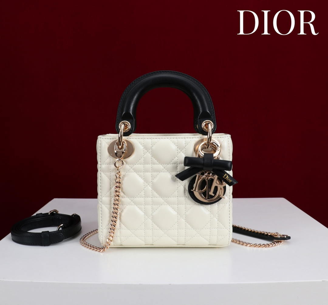 Dior M0531OUQA_M030 Small Lady Dior Bag with White Cannage Lambskin Gold Chain