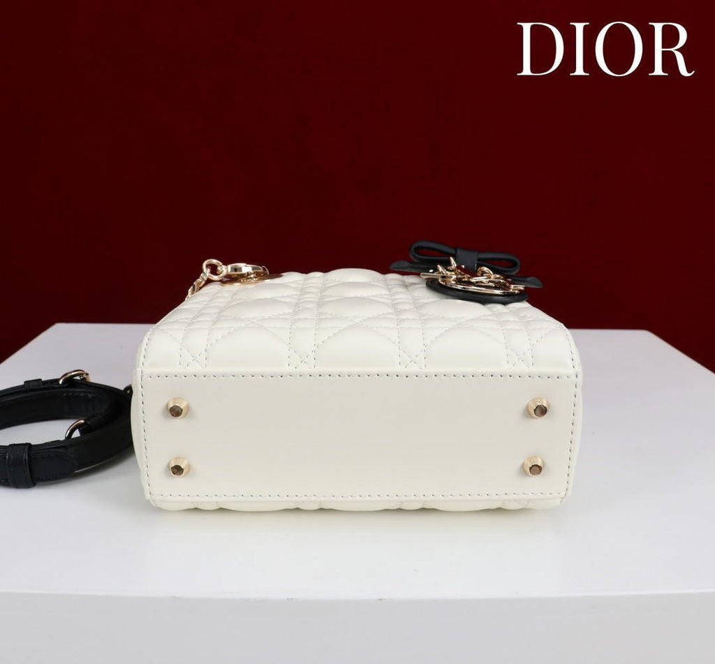 Dior M0531OUQA_M030 Small Lady Dior Bag with White Cannage Lambskin Gold Chain