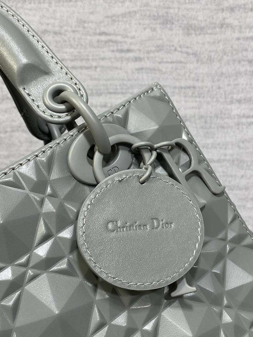 Dior M0538 Small Lady Dior Bag Matte Gray Cannage Calfskin with Diamond Motif - Small 20 cm - View 4