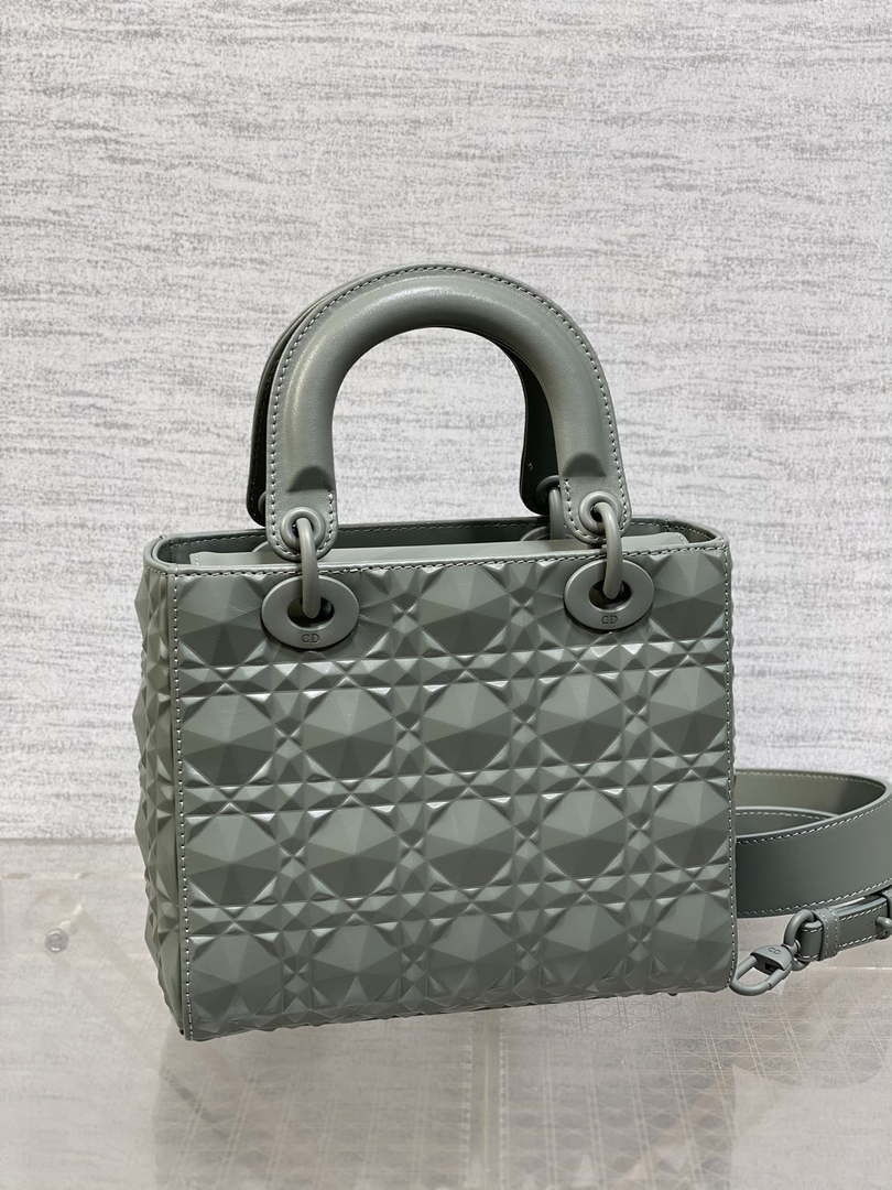 Dior M0538 Small Lady Dior Bag Matte Gray Cannage Calfskin with Diamond Motif