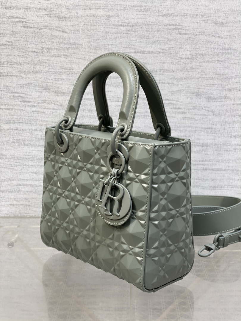 Dior M0538 Small Lady Dior Bag Matte Gray Cannage Calfskin with Diamond Motif