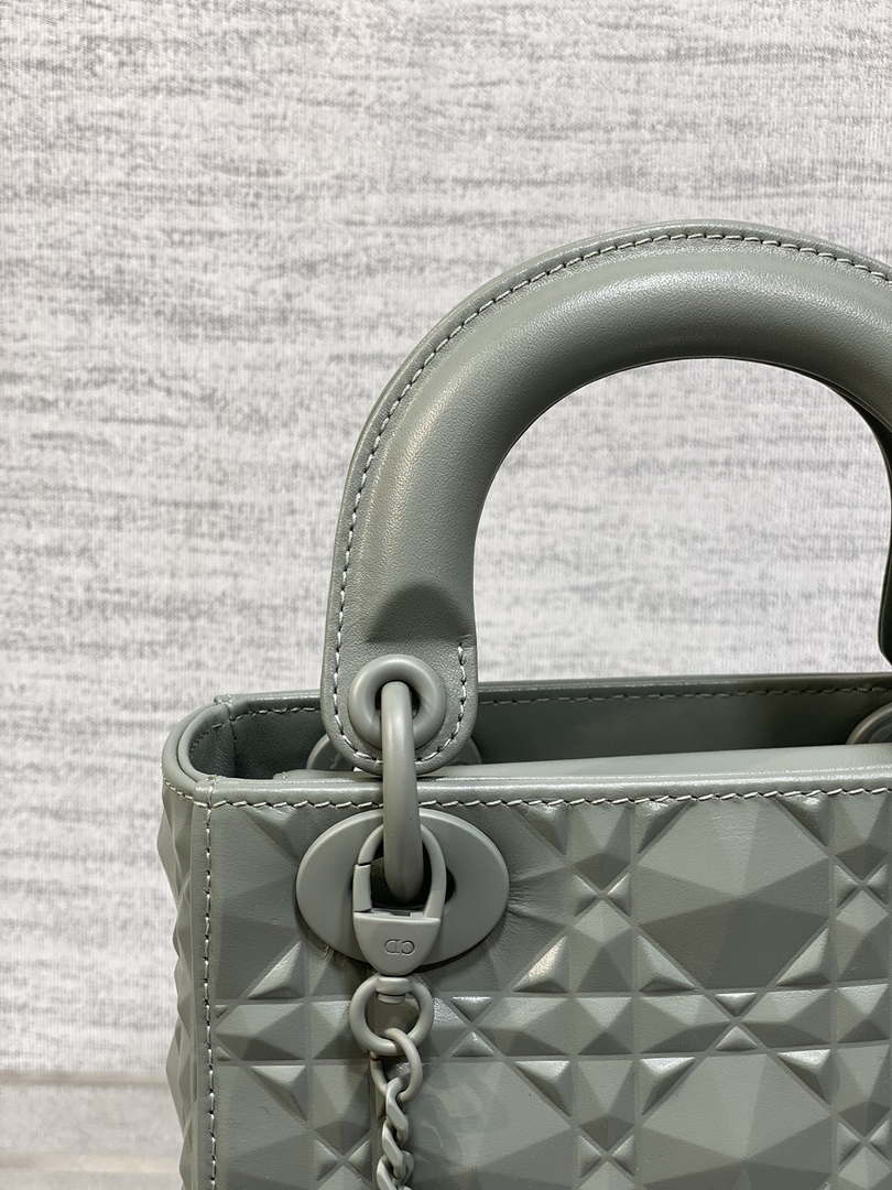 Dior M0538 Small Lady Dior Bag Matte Gray Cannage Calfskin with Diamond Motif