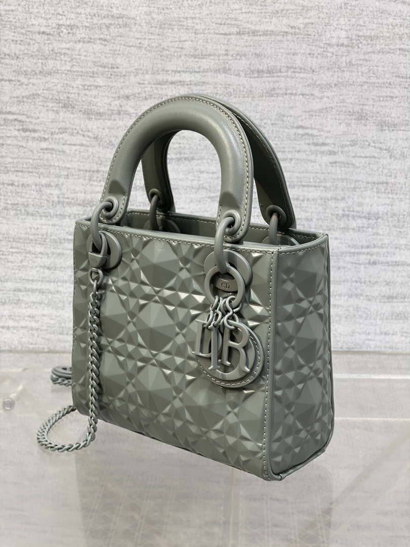 Dior M0538 Small Lady Dior Bag Matte Gray Cannage Calfskin with Diamond Motif