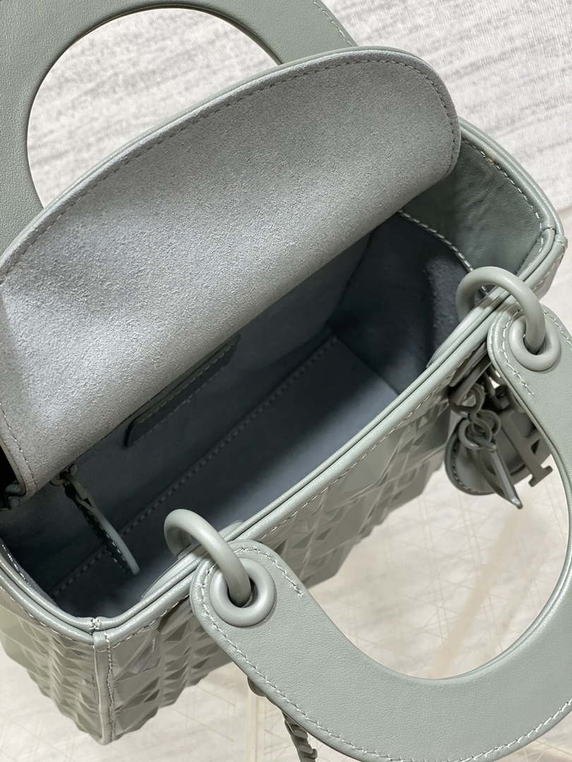 Dior M0538 Small Lady Dior Bag Matte Gray Cannage Calfskin with Diamond Motif